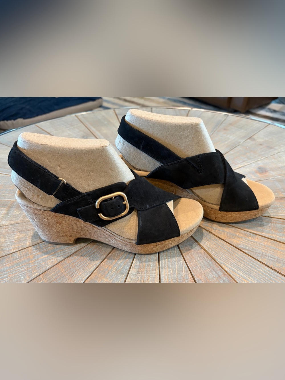 Clarks Giselle Dove wedge style sandals in black nubuck - Size 9.5